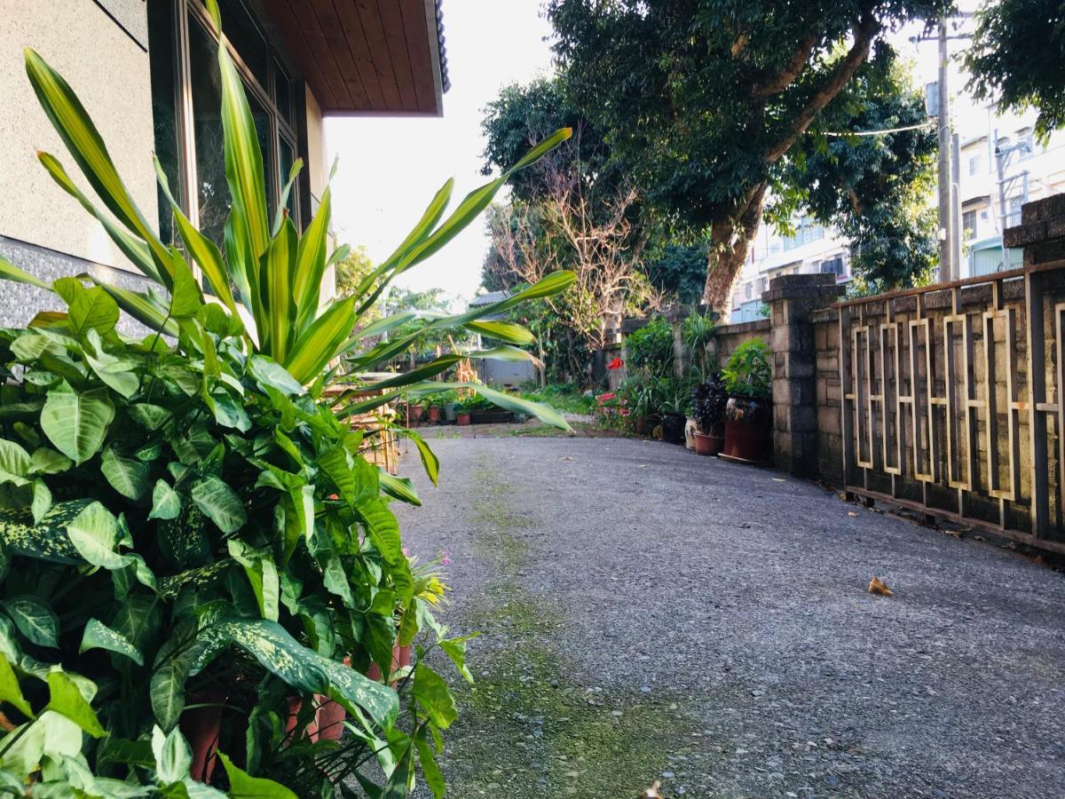 Chong Er Ya She Homestay Jiji Eksteriør billede